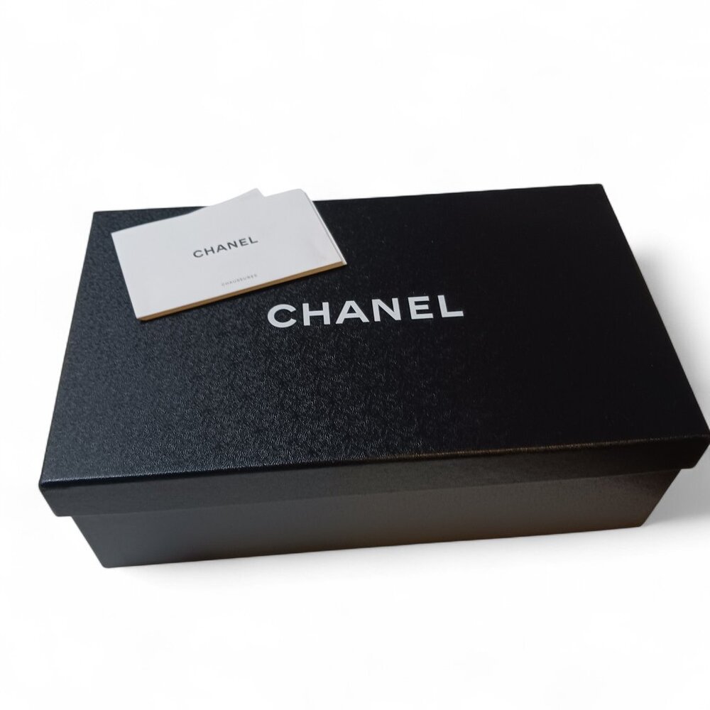 Chanel Shoe Box w/ Product Card & Tissue – Black & White Logo Empty
